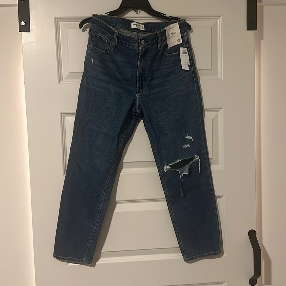 Abercrombie Mom Jeans